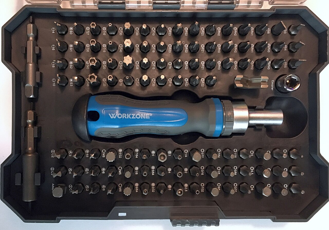 Kit grande com grande variedade de bits e chave de fenda catraca