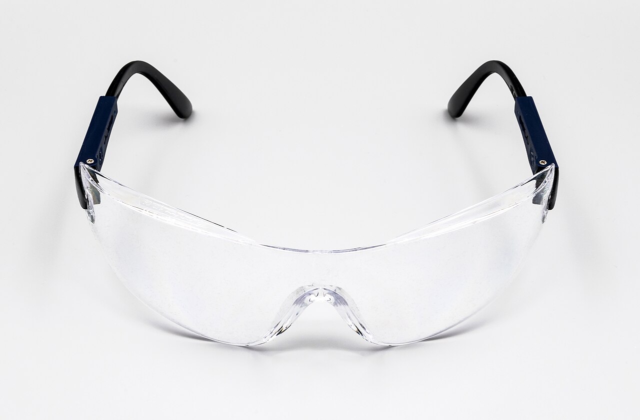 Óculos de proteção estilo esportivo com lente transparente