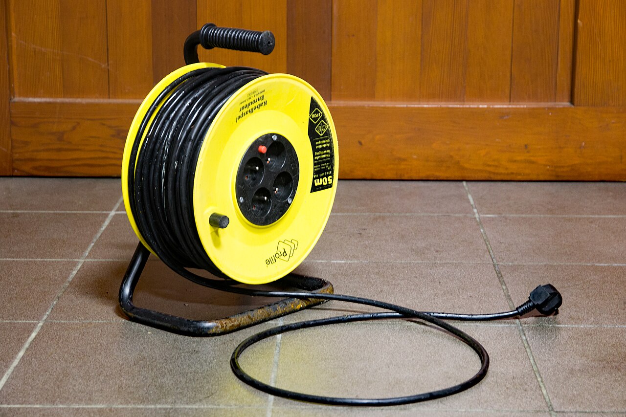Extensão elétrica em uso doméstico