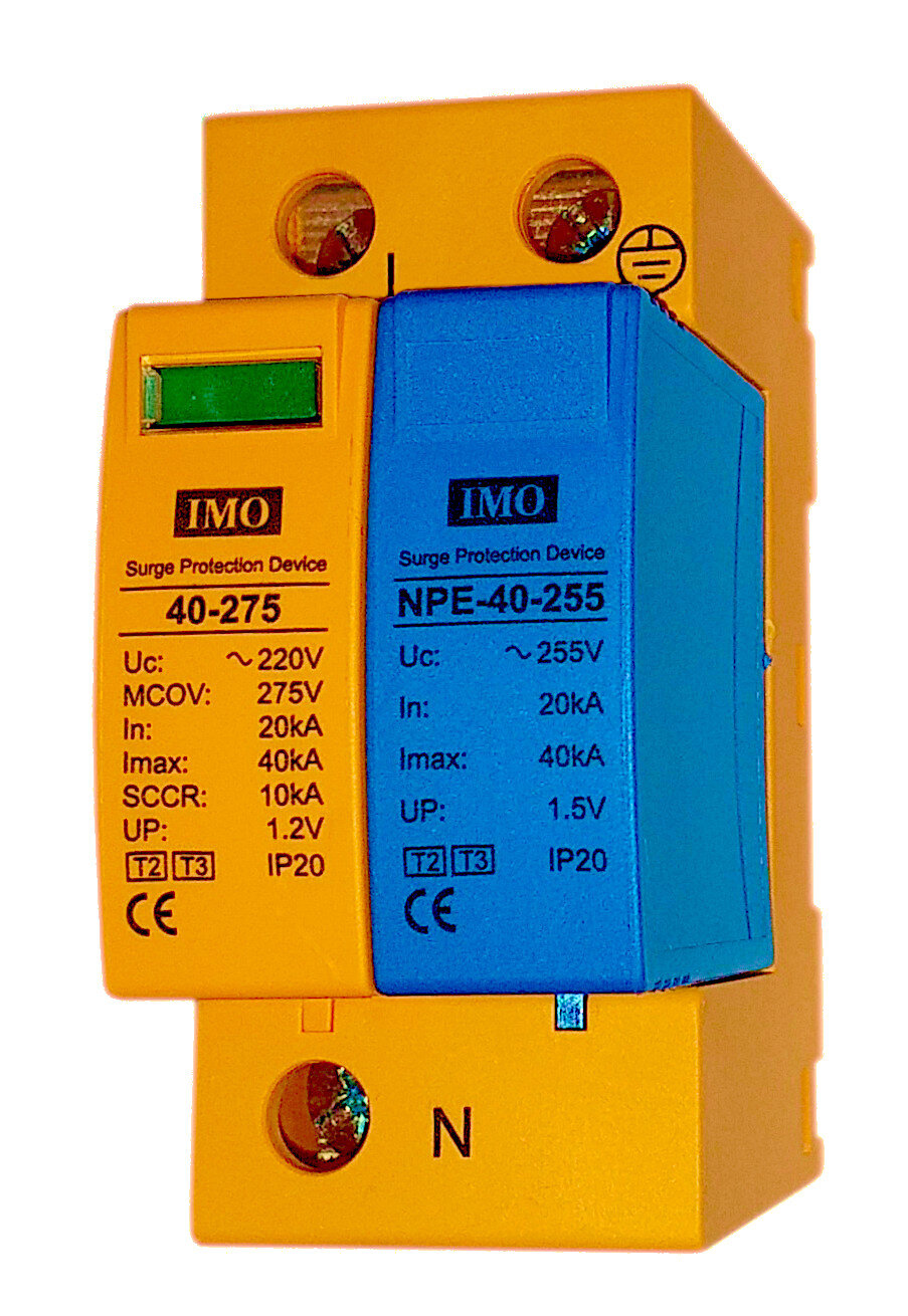 Dispositivo DPS (proteção contra surtos) instalado em trilho DIN, com janela indicadora de vida útil
