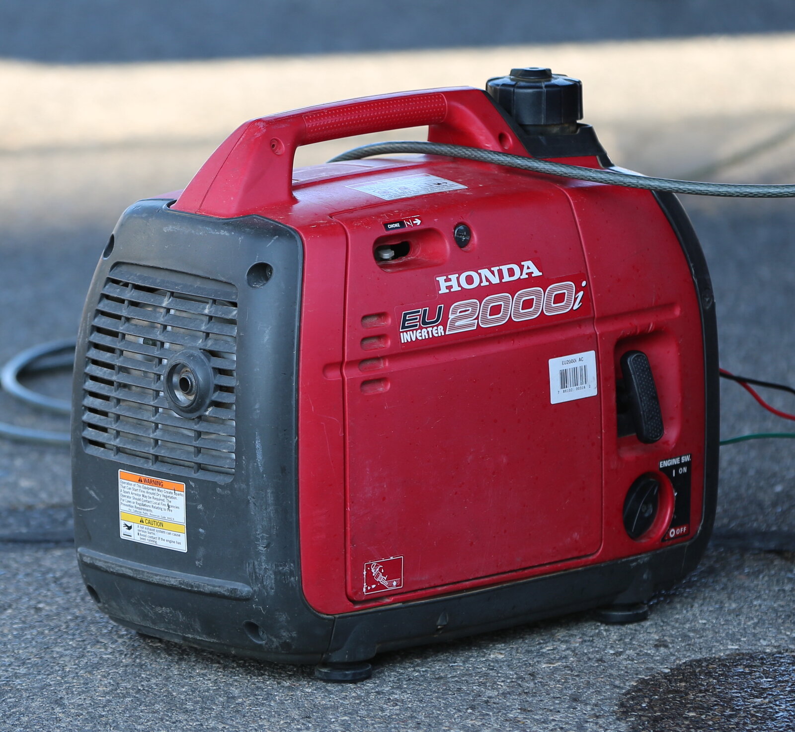 Gerador inversor portátil compacto, modelo Honda EU2000i
