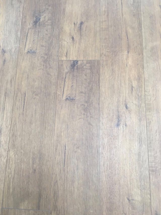 Piso vinílico em réguas